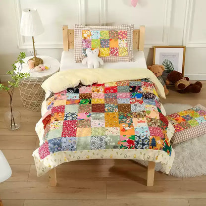 Couverture bébé patchwork en pur coton à motif floral
