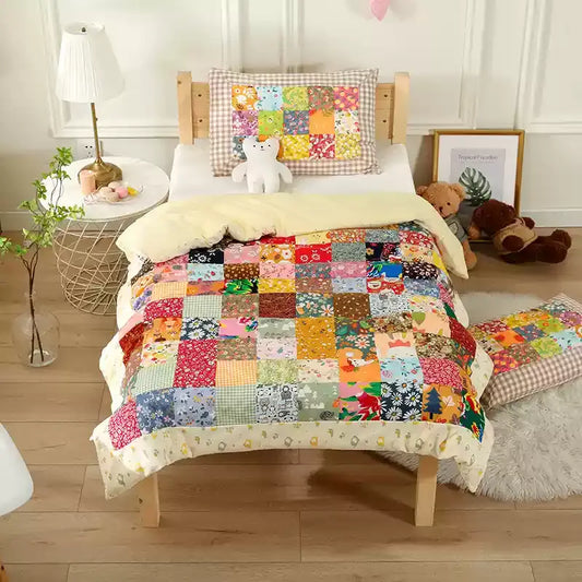 Couverture bébé patchwork en pur coton à motif floral