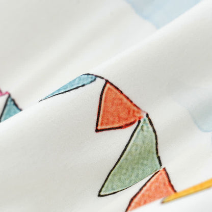 Couverture bébé en coton avec un château de style Pays des Merveilles