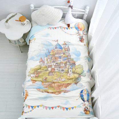Couverture bébé en coton avec un château de style Pays des Merveilles