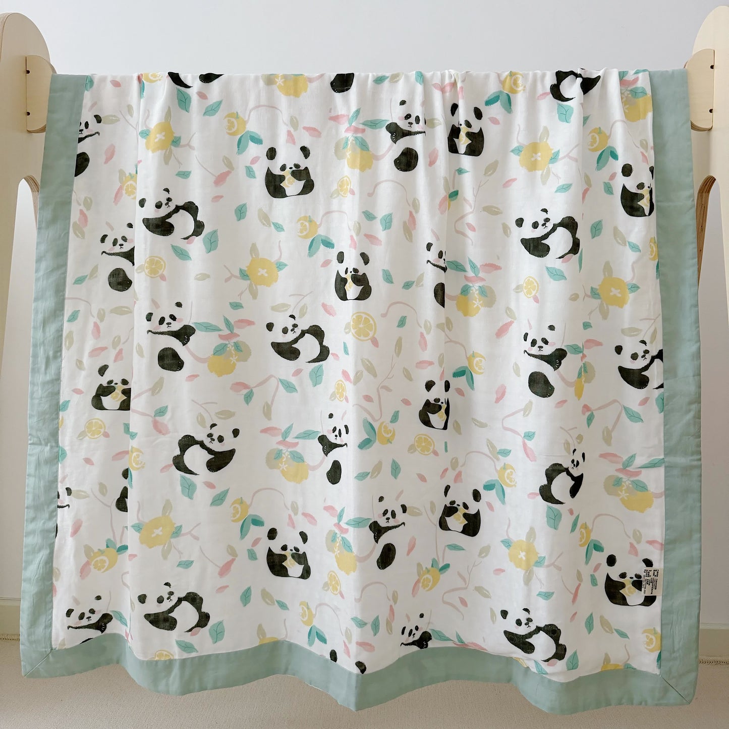 Couette panda en fibre de bambou pour bébés et tout-petits