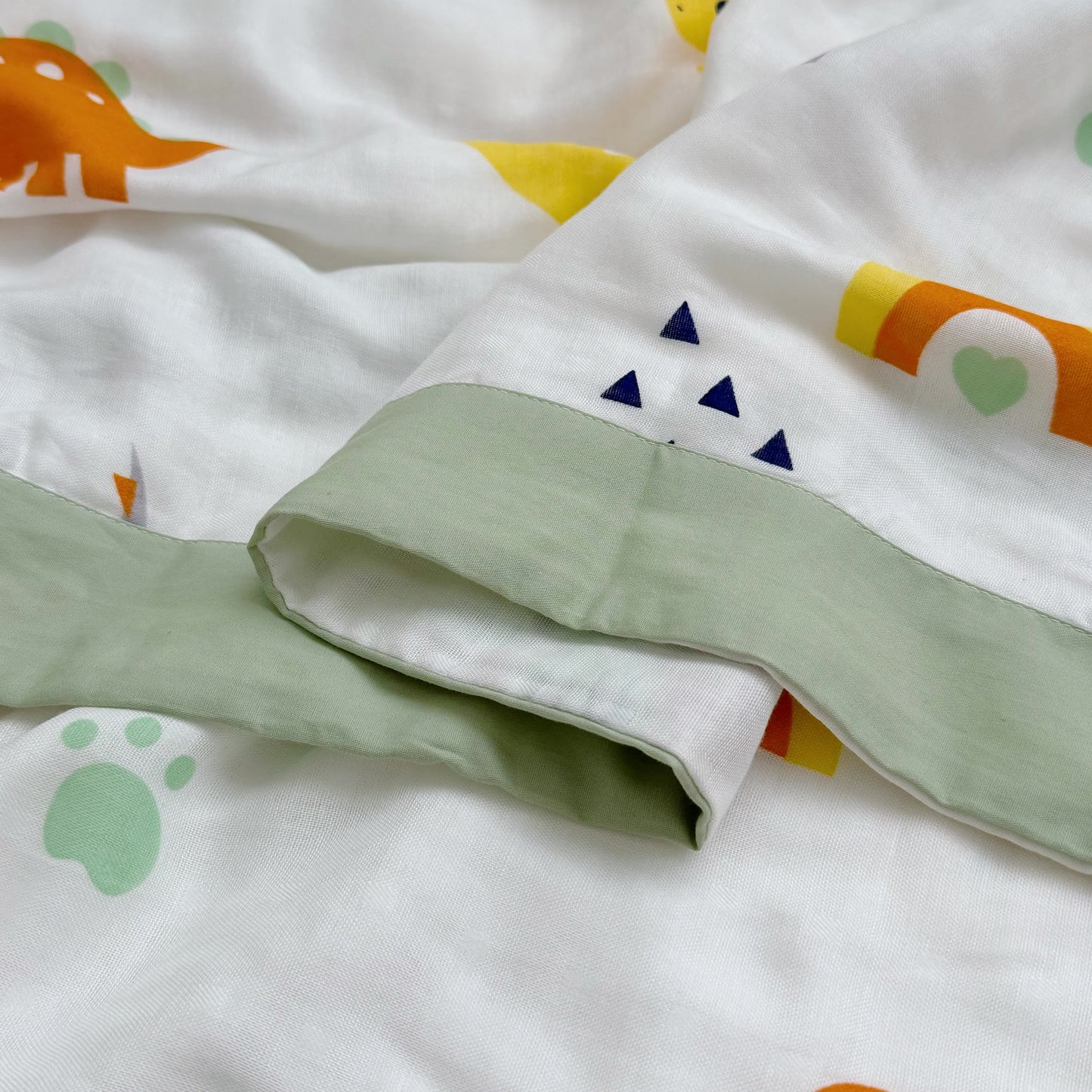 Couverture pour tout-petits en fibre de bambou motif dinosaure arc-en-ciel