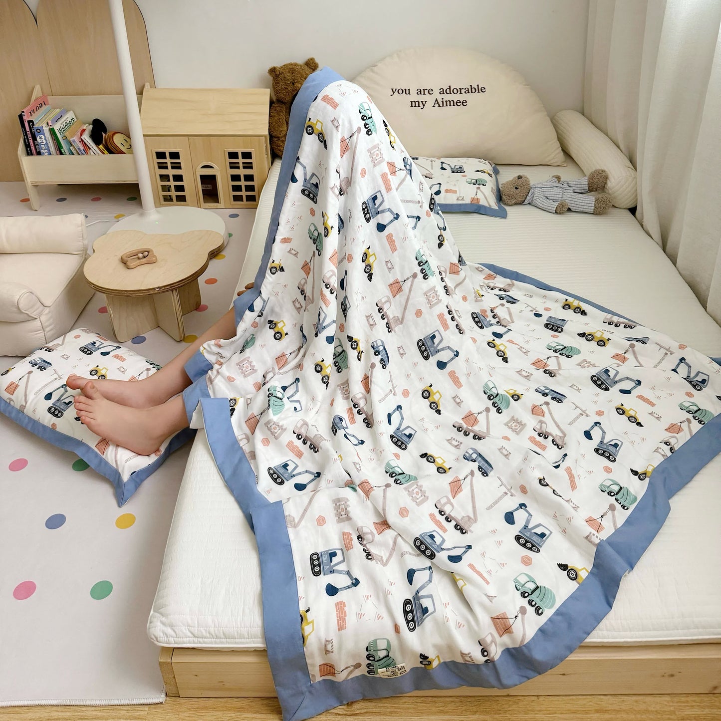 Couette en fibre de bambou à motif de camion de dessin animé pour tout-petits