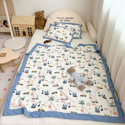 Couette en fibre de bambou à motif de camion de dessin animé pour tout-petits