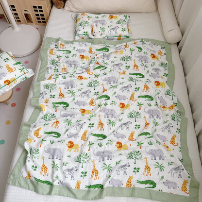 Couette en fibre de bambou avec des animaux de la jungle pour les tout-petits