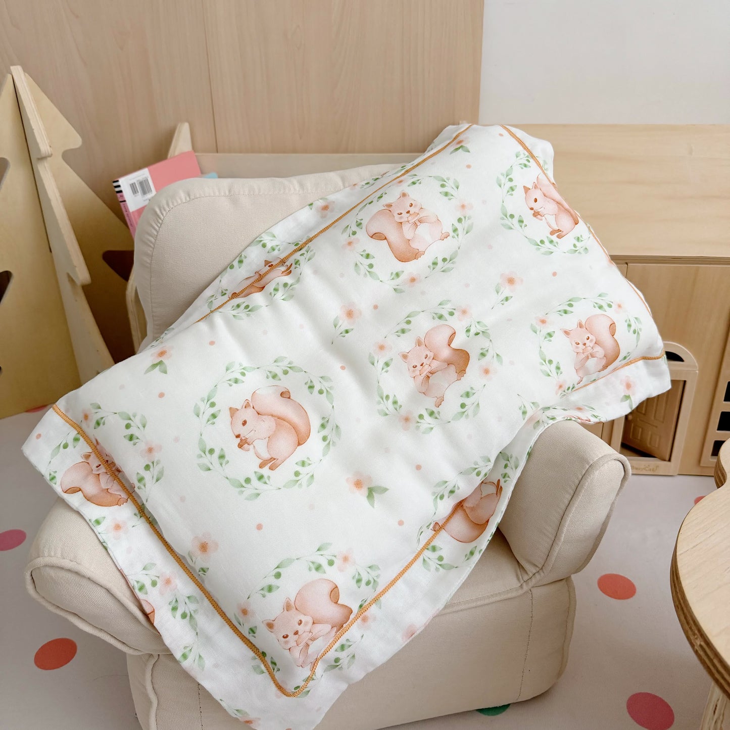 Couette en fibre de bambou motif écureuil pour bébés et tout-petits