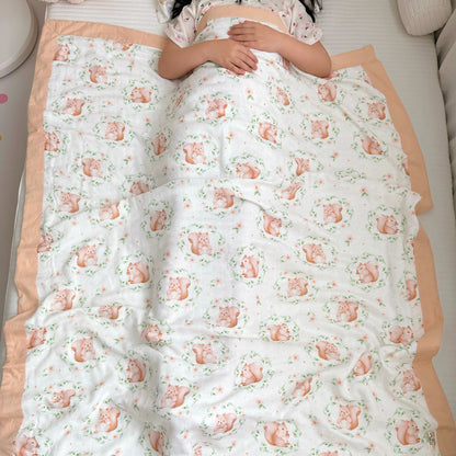 Couette en fibre de bambou motif écureuil pour bébés et tout-petits