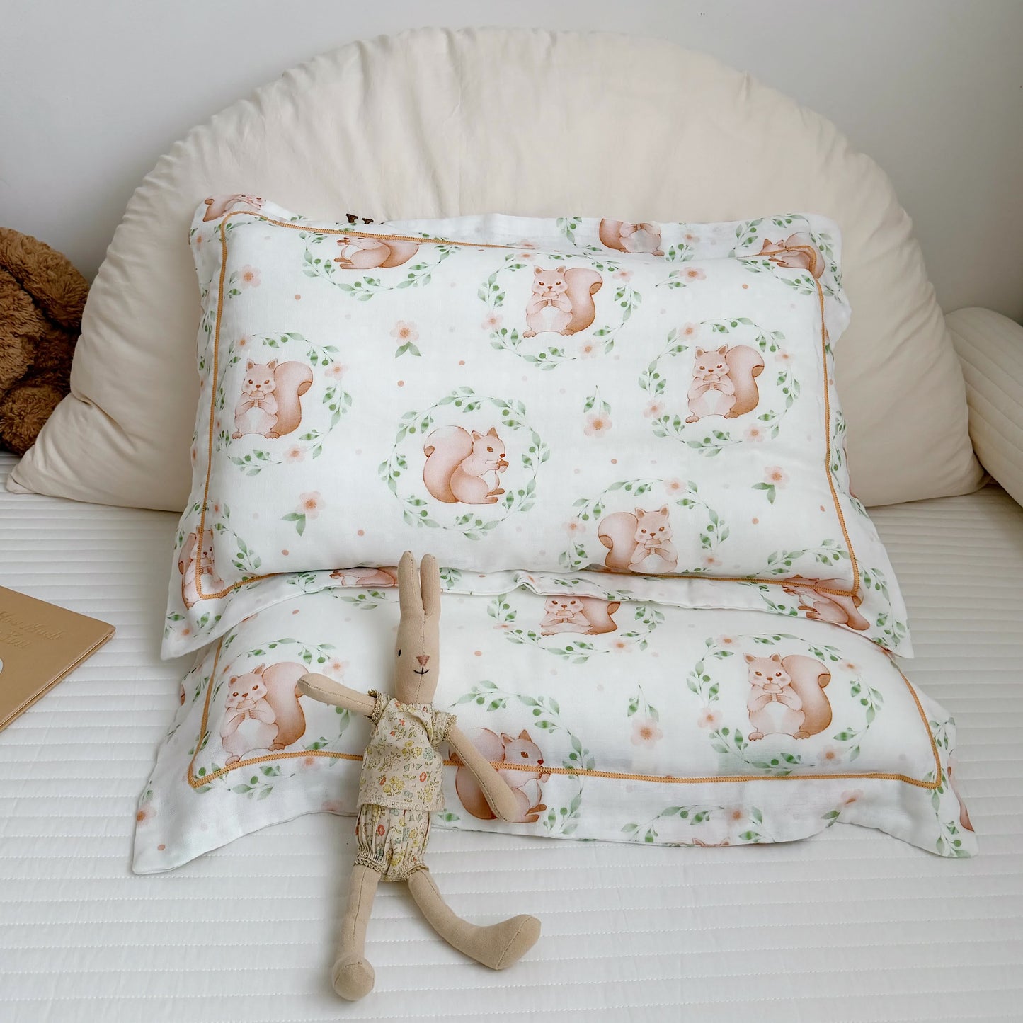 Couette en fibre de bambou motif écureuil pour bébés et tout-petits