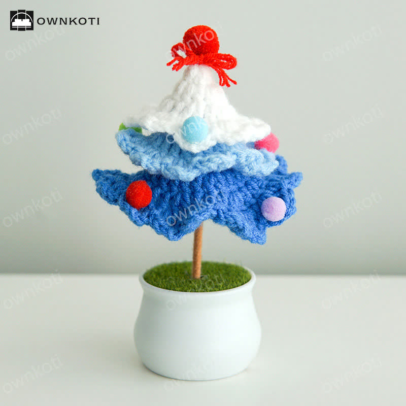 Décorations de sapin de Noël tissées à la main dans un pot