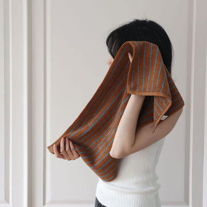 Serviette en coton peigné, rayée, absorbante