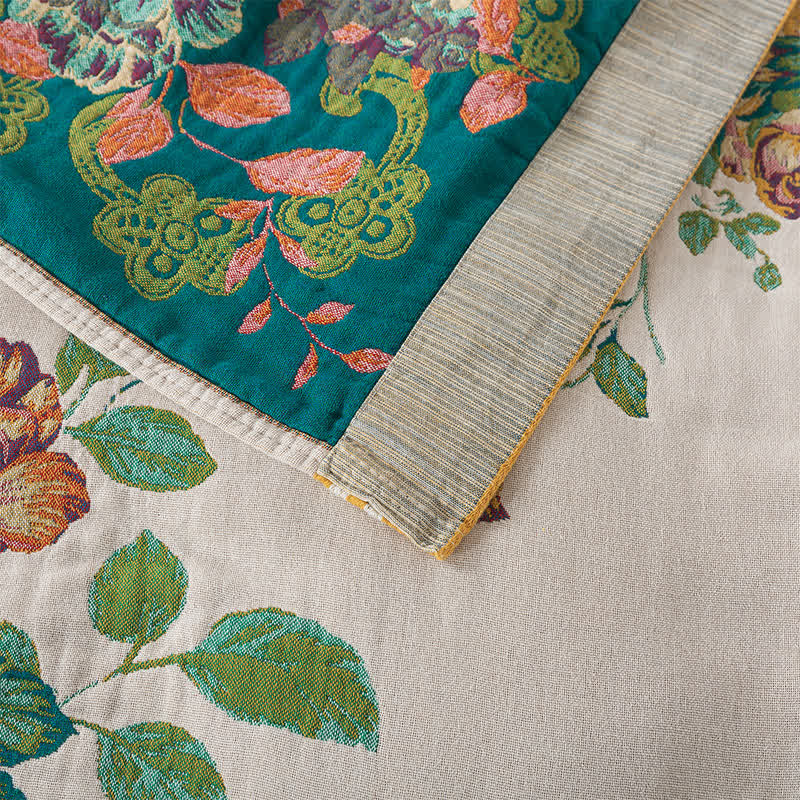 Couverture douce en coton réversible avec une élégante rose