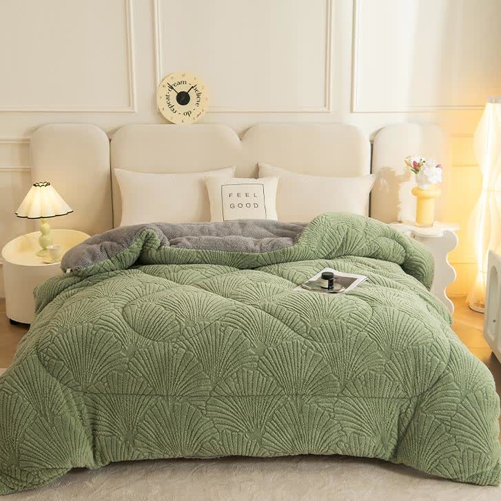 Couverture jacquard sherpa avec feuille de ginkgo et âme matelassée