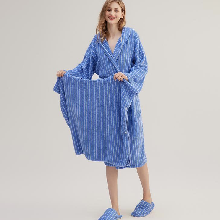 Peignoir cape rayé en pur coton avec capuche