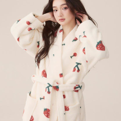 Peignoir long d'hiver en polaire à motif fraise et cerise