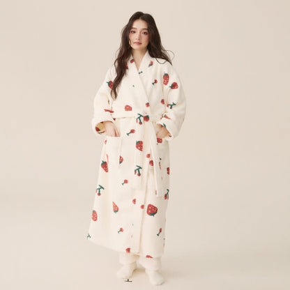 Peignoir long d'hiver en polaire à motif fraise et cerise
