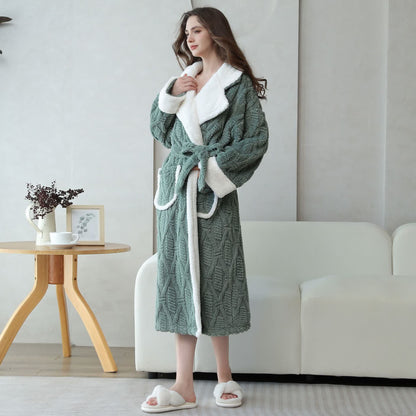Peignoir en polaire jacquard avec col à revers