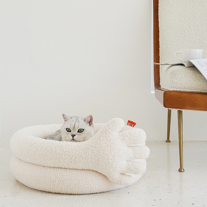 Geste du doigt – Lit chaud pour chat en hiver