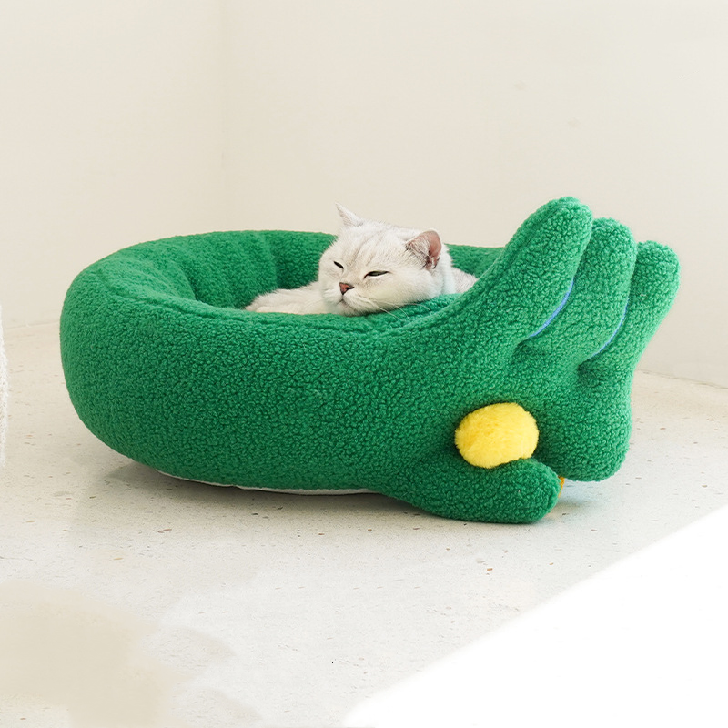 Geste du doigt – Lit chaud pour chat en hiver
