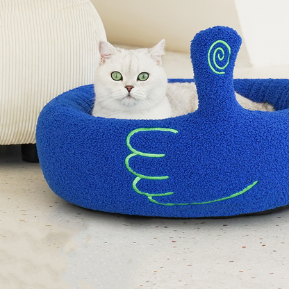 Geste du doigt – Lit chaud pour chat en hiver