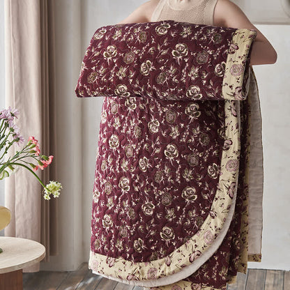 Couvre-lit matelassé en gaze de coton au motif rose rétro
