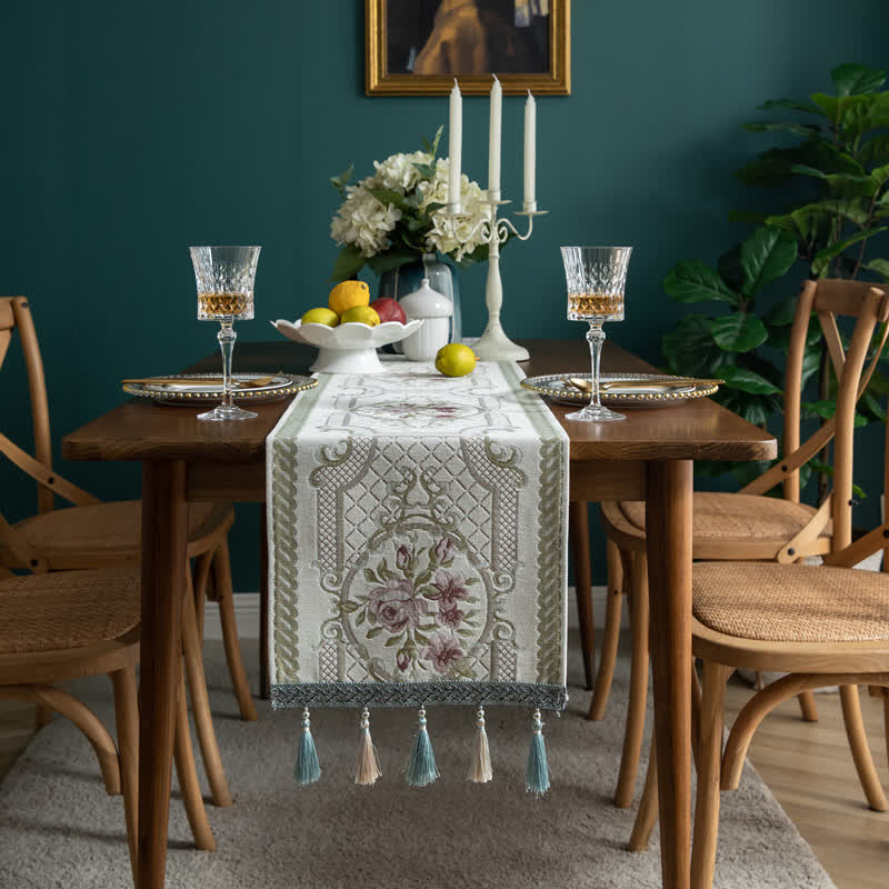 Chemin de table jacquard avec pompon floral vintage