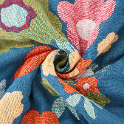Couette en gaze de coton douce avec des fleurs lumineuses