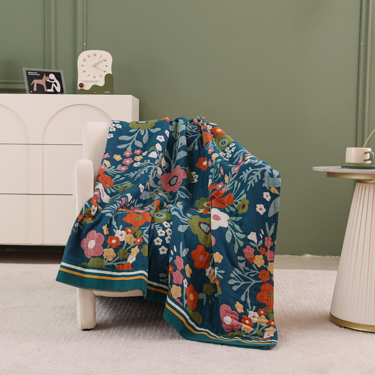 Couette en gaze de coton douce avec des fleurs lumineuses