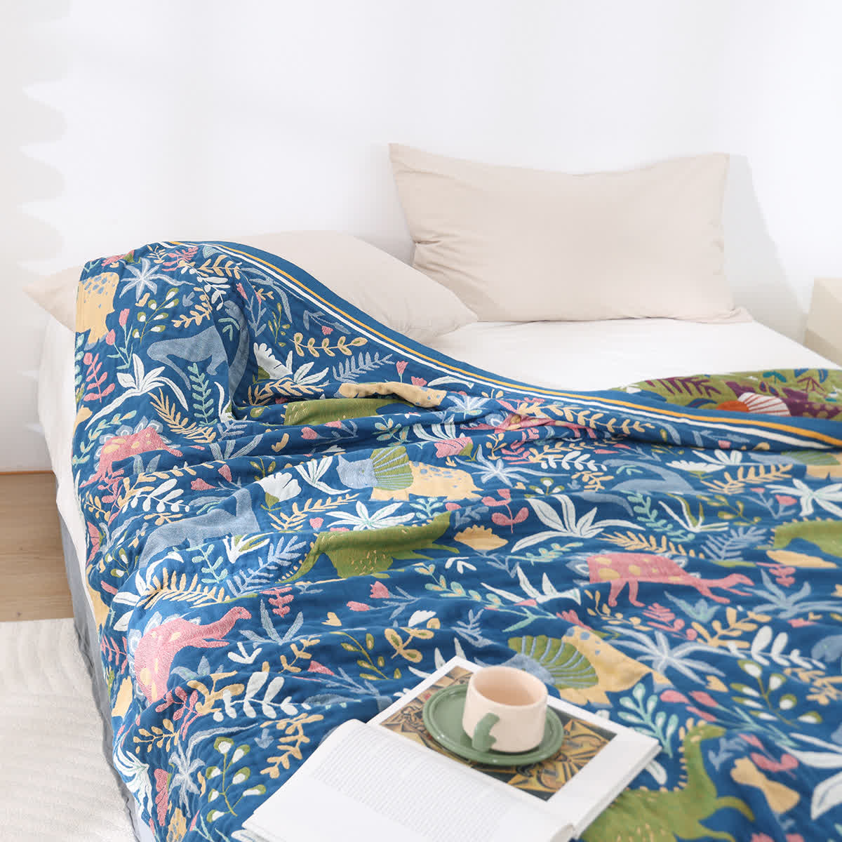 Couette légère en gaze de coton avec motif forêt de dinosaures