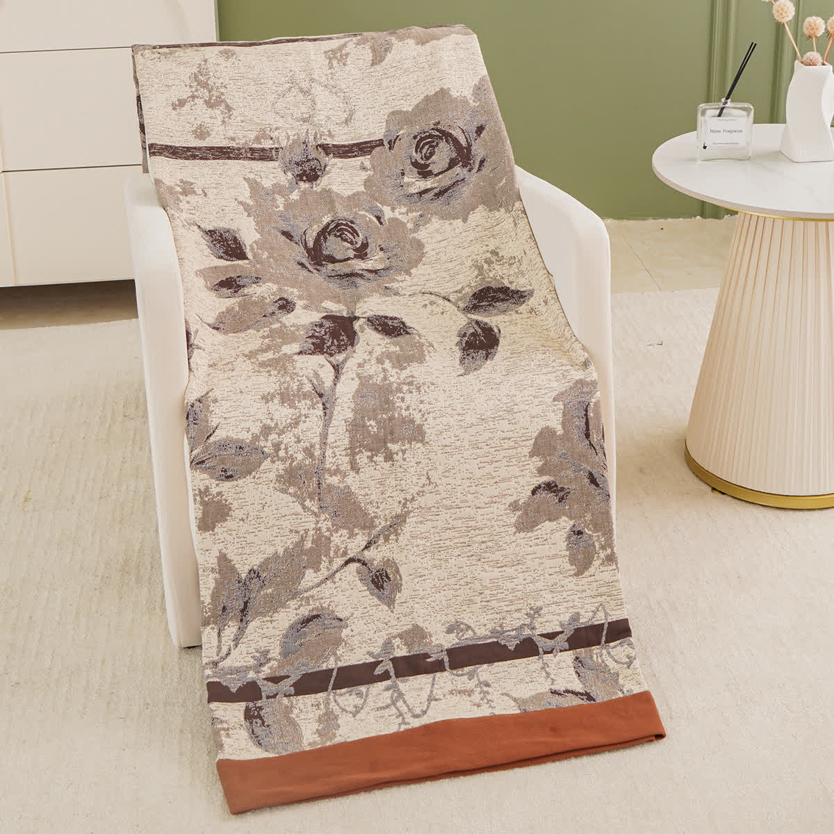 Couverture douillette en gaze de coton à motif de roses