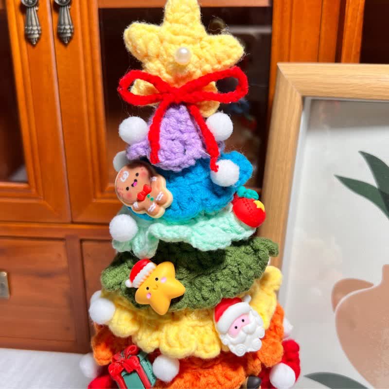 Décoration de sapin de Noël tissée à la main avec motif de dessin animé