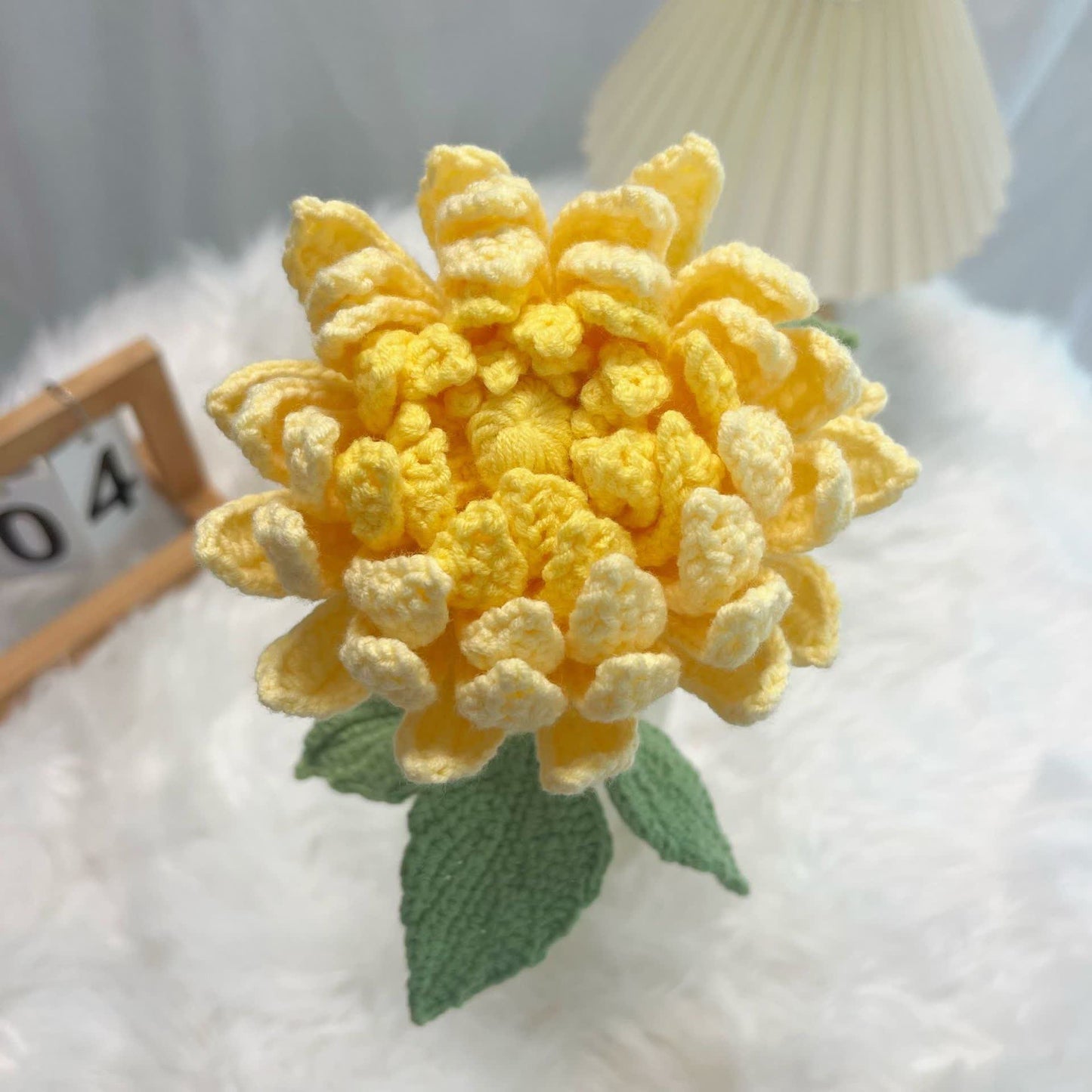 Ornement de bouquet de dahlias tissé à la main