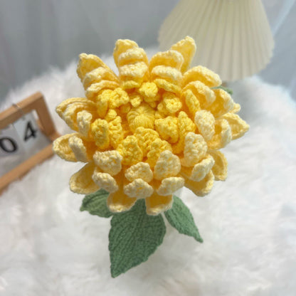 Ornement de bouquet de dahlias tissé à la main
