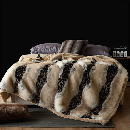 Couverture luxueuse en fausse fourrure pour l'hiver
