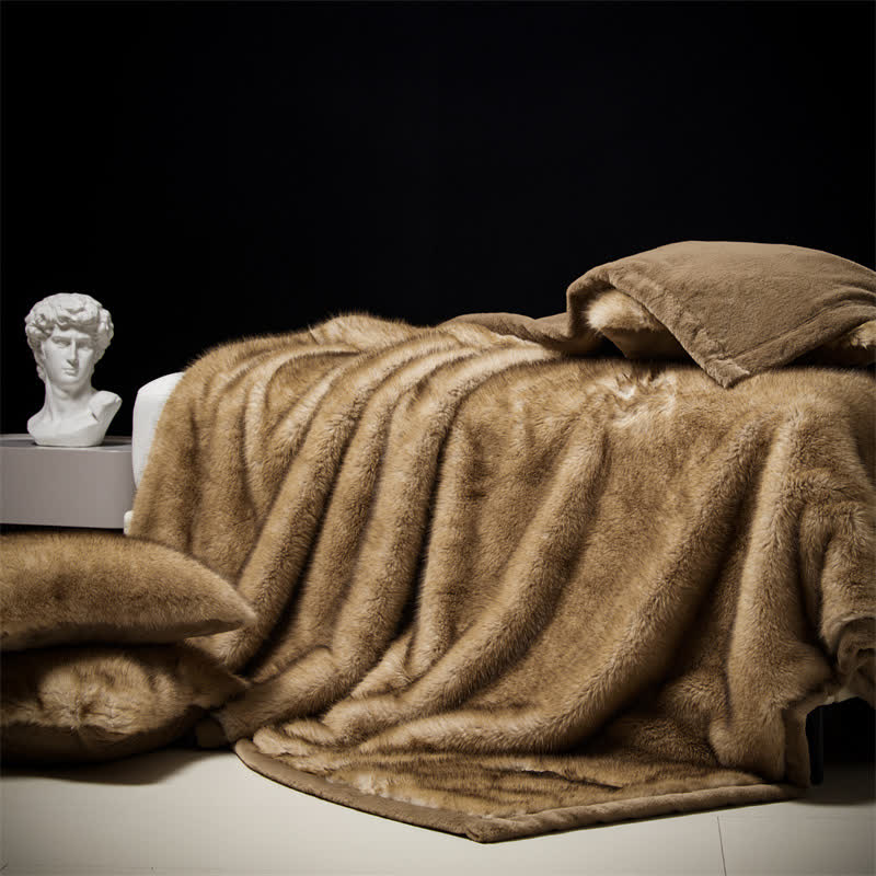 Couverture d'hiver double couche en fausse fourrure