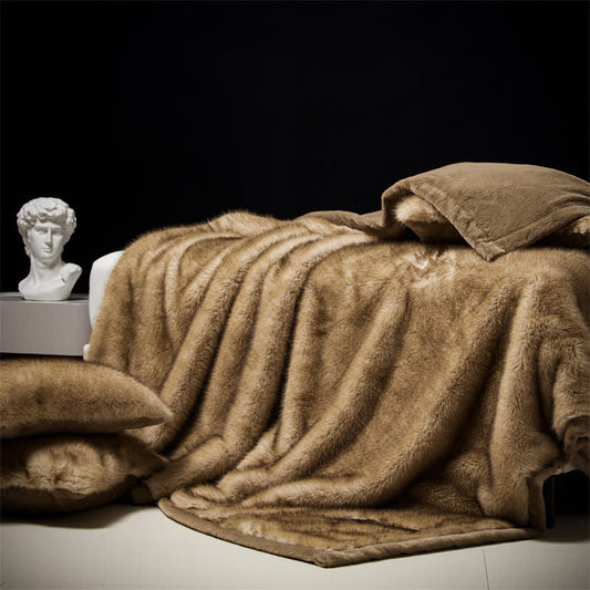 Couverture d'hiver double couche en fausse fourrure