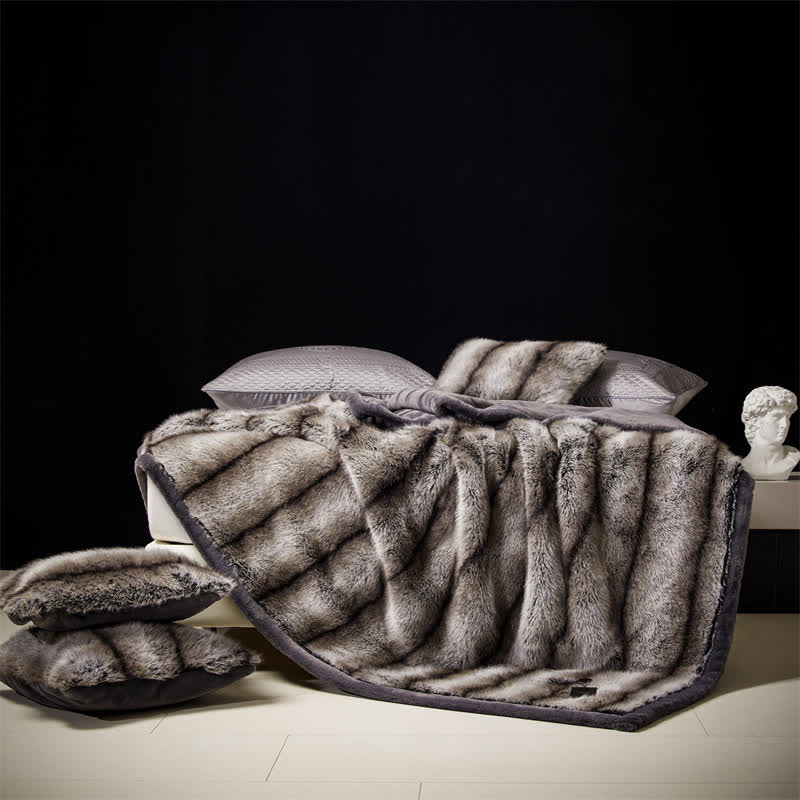 Couverture d'hiver double couche en fausse fourrure