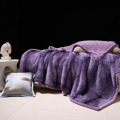 Couverture chaude avec dégradé de couleurs en fausse fourrure