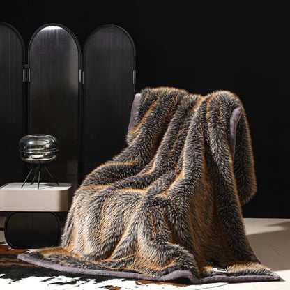 Couverture d'hiver douce et luxueuse en fausse fourrure