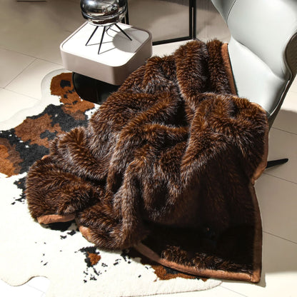 Couverture d'hiver douce et luxueuse en fausse fourrure