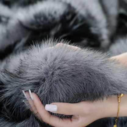 Couverture luxueuse en fausse fourrure pour l'hiver
