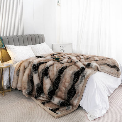 Couverture luxueuse en fausse fourrure pour l'hiver