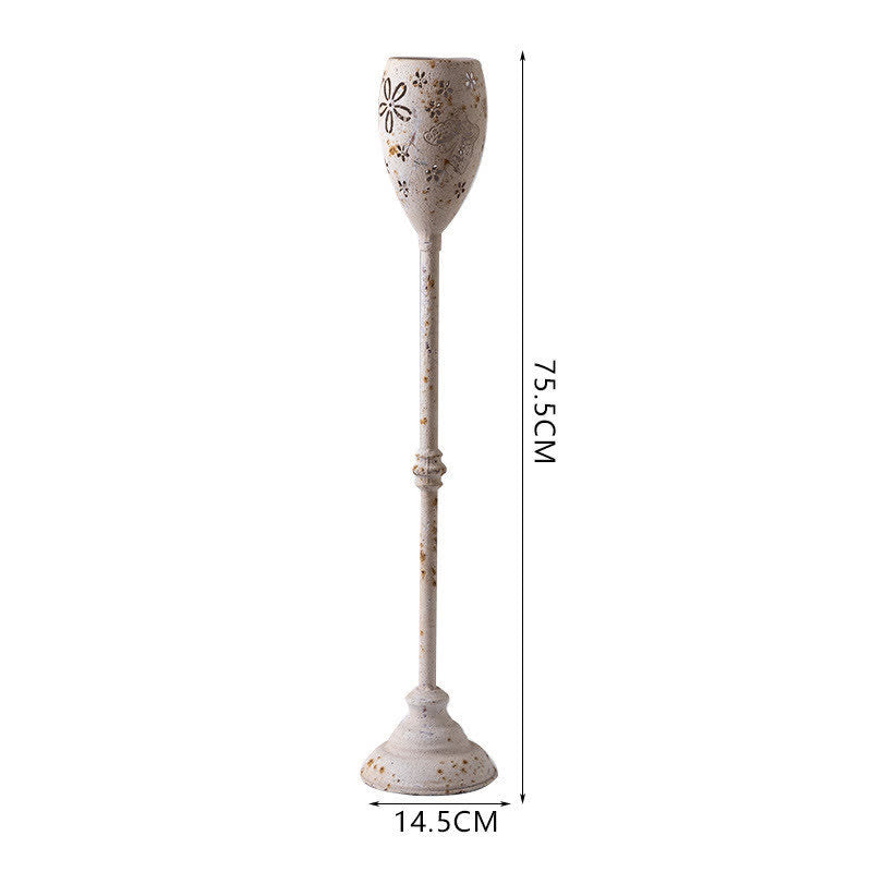 Ornements de chandeliers pour le balcon dans la cour