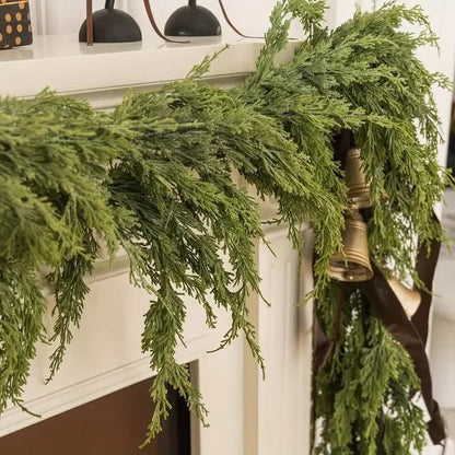Guirlande de pin de Norfolk, décoration de Noël pour la maison