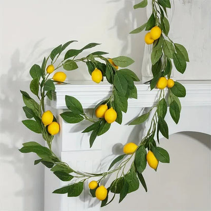 Guirlande de citrons artificiels de style ferme avec verdure luxuriante