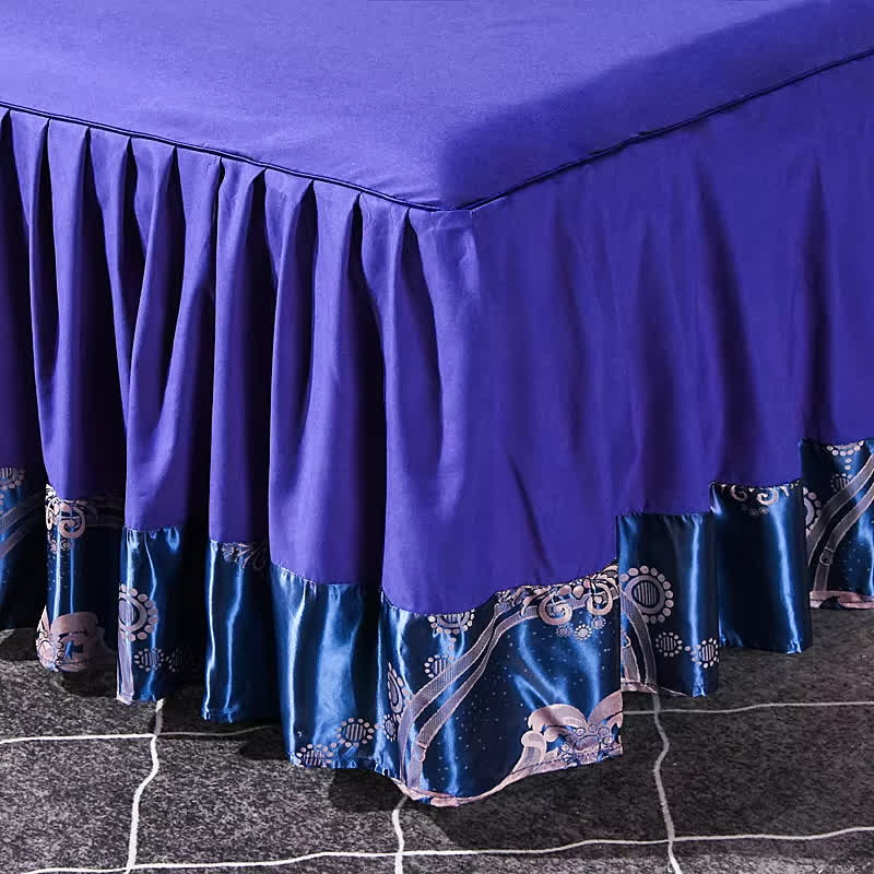 Parure de lit élégante avec jupe de lit en satin (4 pièces)