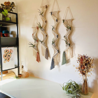 Tapisserie bohème tissée à la main avec porte-plante