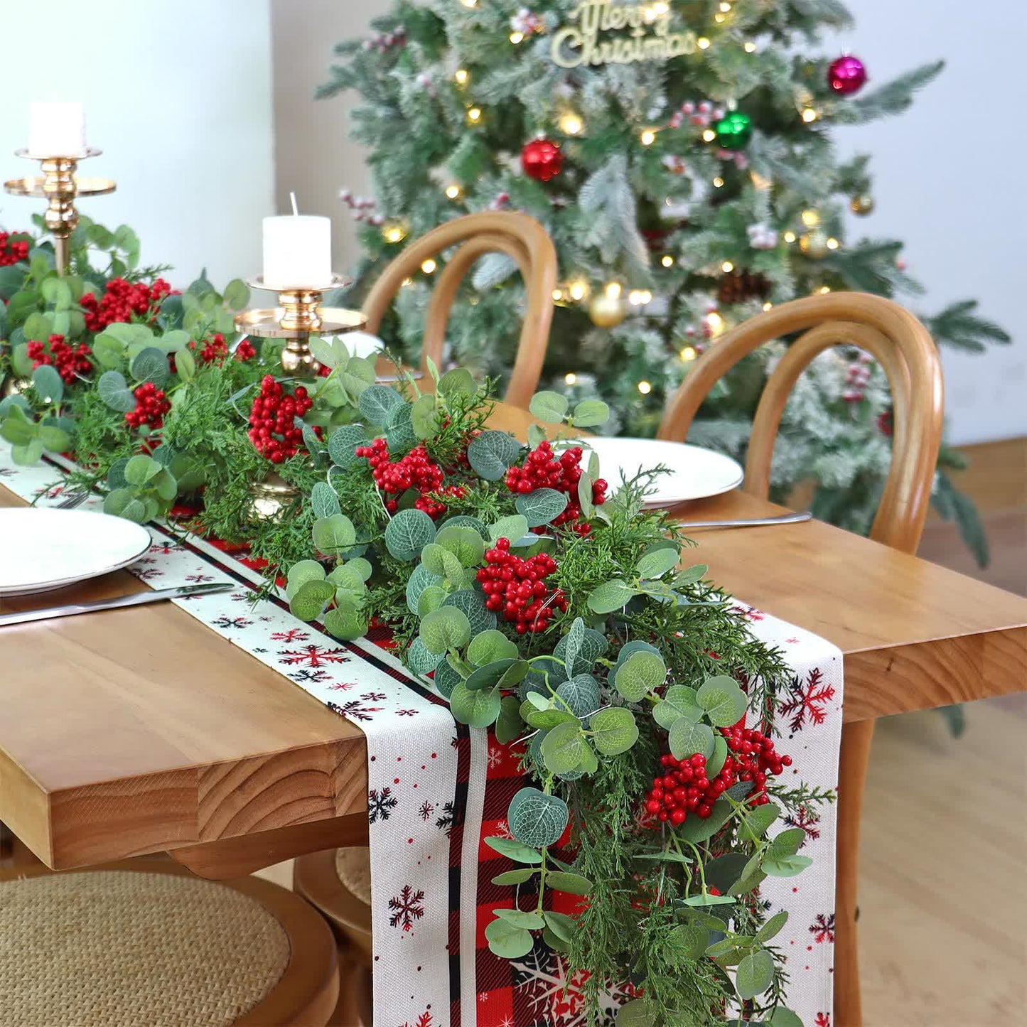 Décorations de Noël en bois de pin avec verdure artificielle
