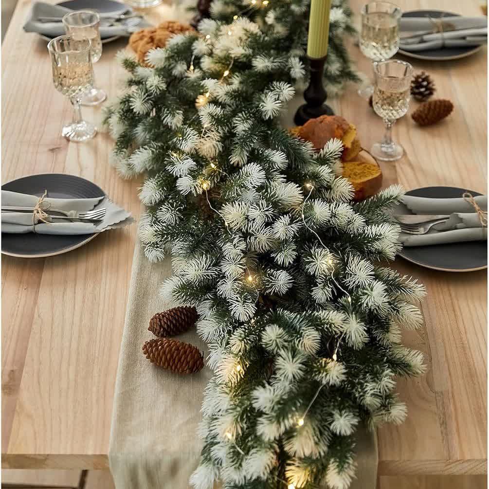 Guirlande de Noël avec aiguilles de pin et dégradé de couleurs