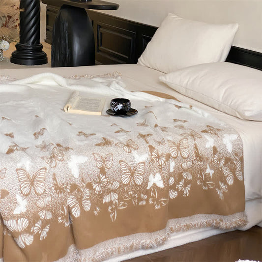 Couverture en fausse fourrure douce avec des papillons