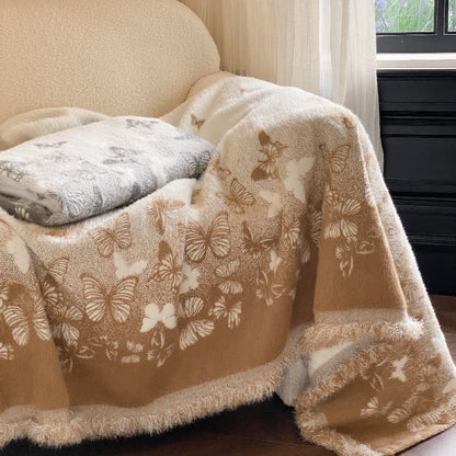 Couverture en fausse fourrure douce avec des papillons